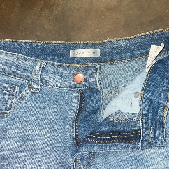 Adele B Jean shorts size small. - Picture 4 of 4